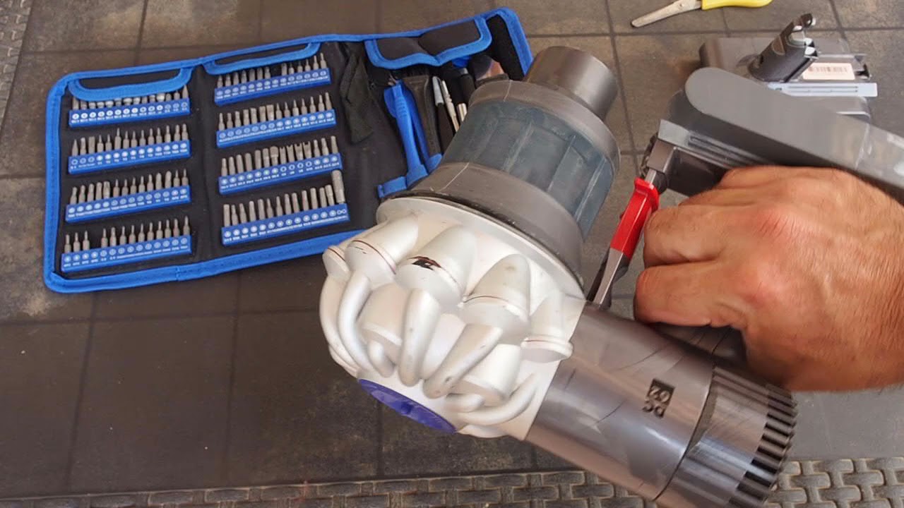 Arreglando la Dyson dc62 - Cambio de batería. - YouTube