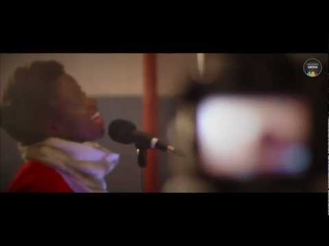 AYO-DELE - TITILAYO (LIVE)