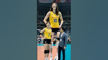 Interview with the Tallest Female Japanese Volleyball Players! 🤩 - #tallwoman #volleyball #tally