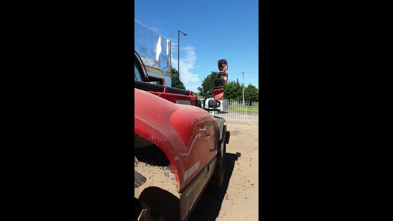 Telescopic forklift driver ( telehandler) commands, work, manitou YouTube