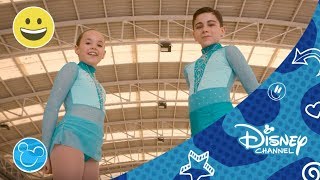 Tírate a la piscina: Natación SincroMix con Pau Ribes | Disney Channel España