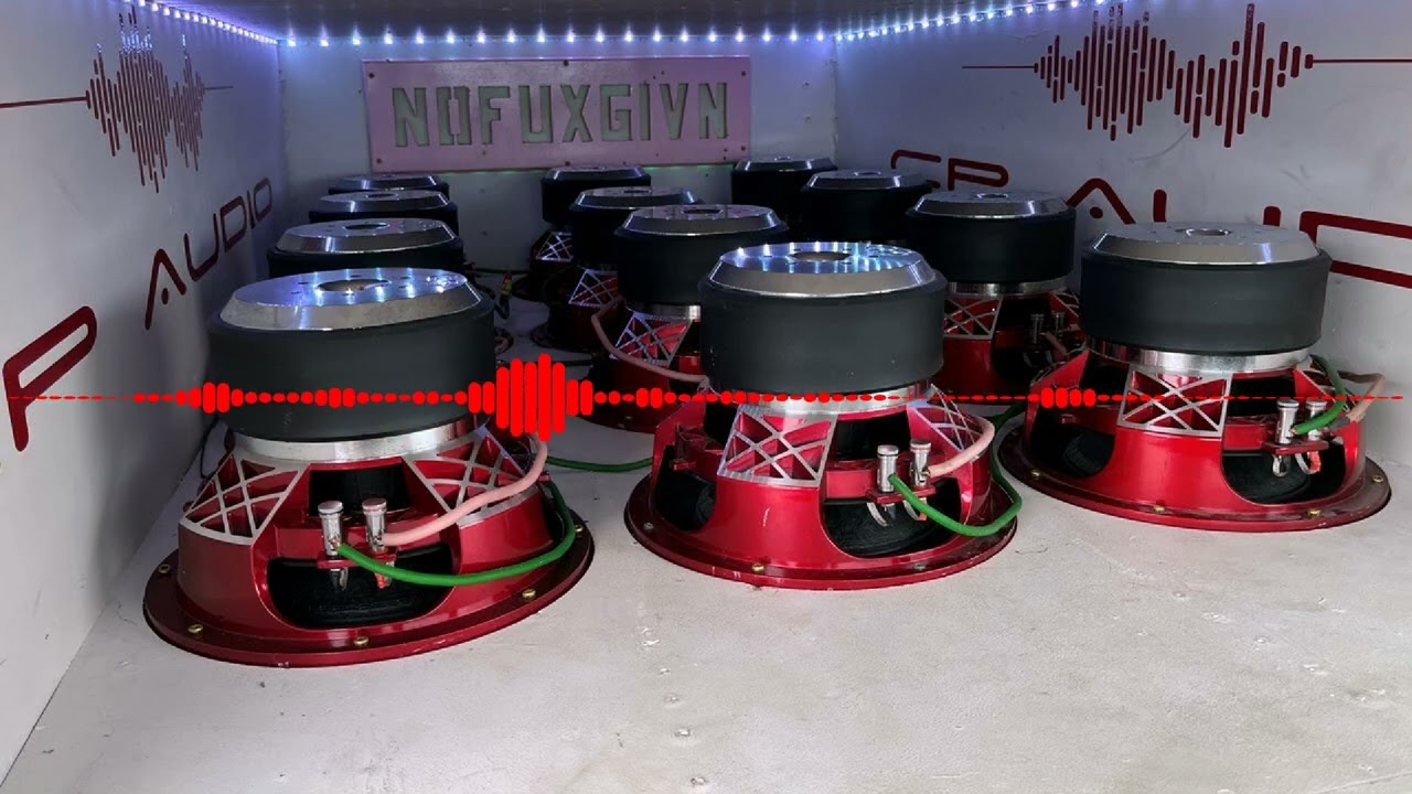 Armanii x Malie Donn - 8:00 PM (Rebassed) (28-37Hz)