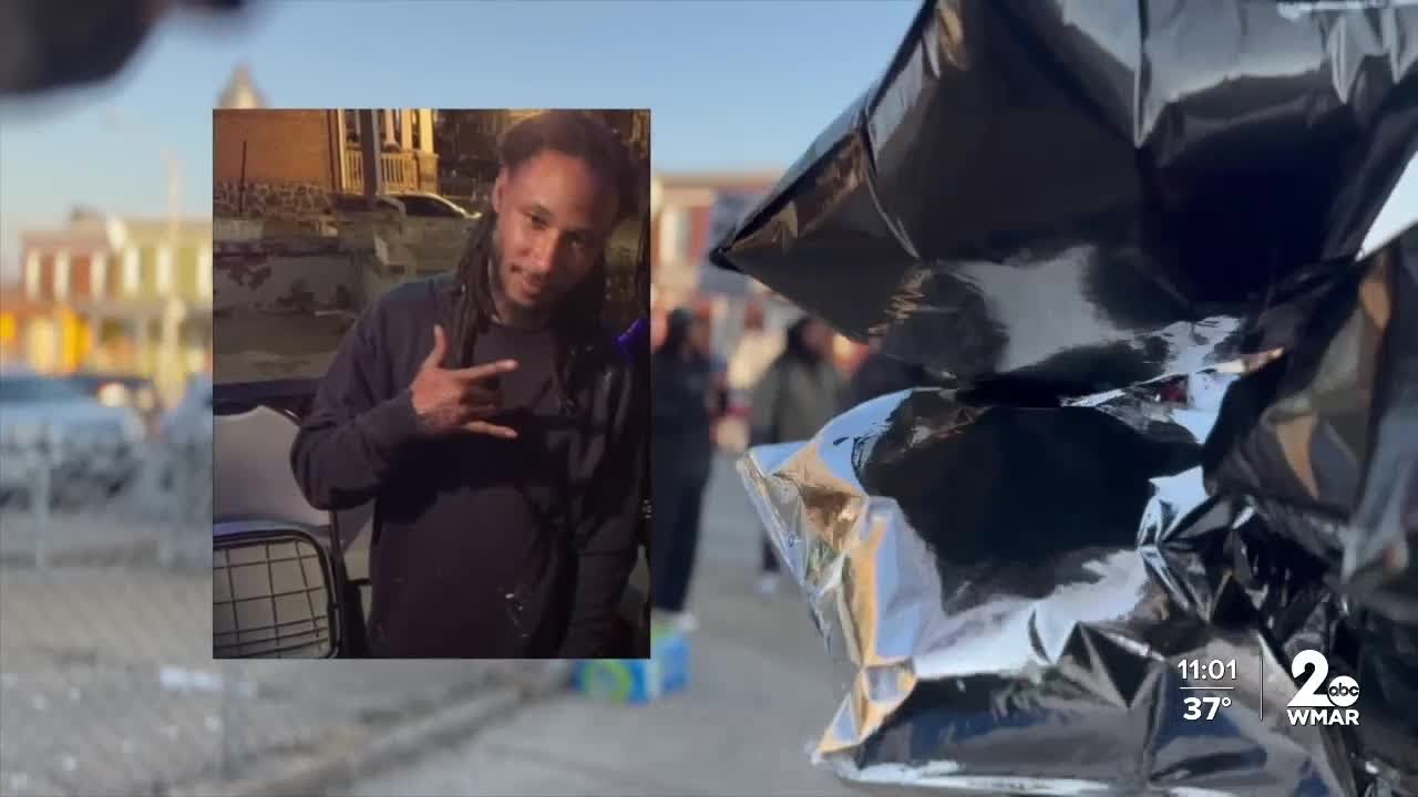 Семья требует справедливости после того, как Дуайт Хокинс был застрелен полицией.