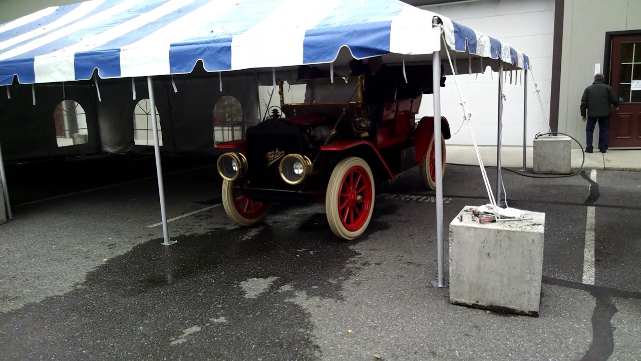 Fountainhead's 1907 White Steamer:  First run departure
