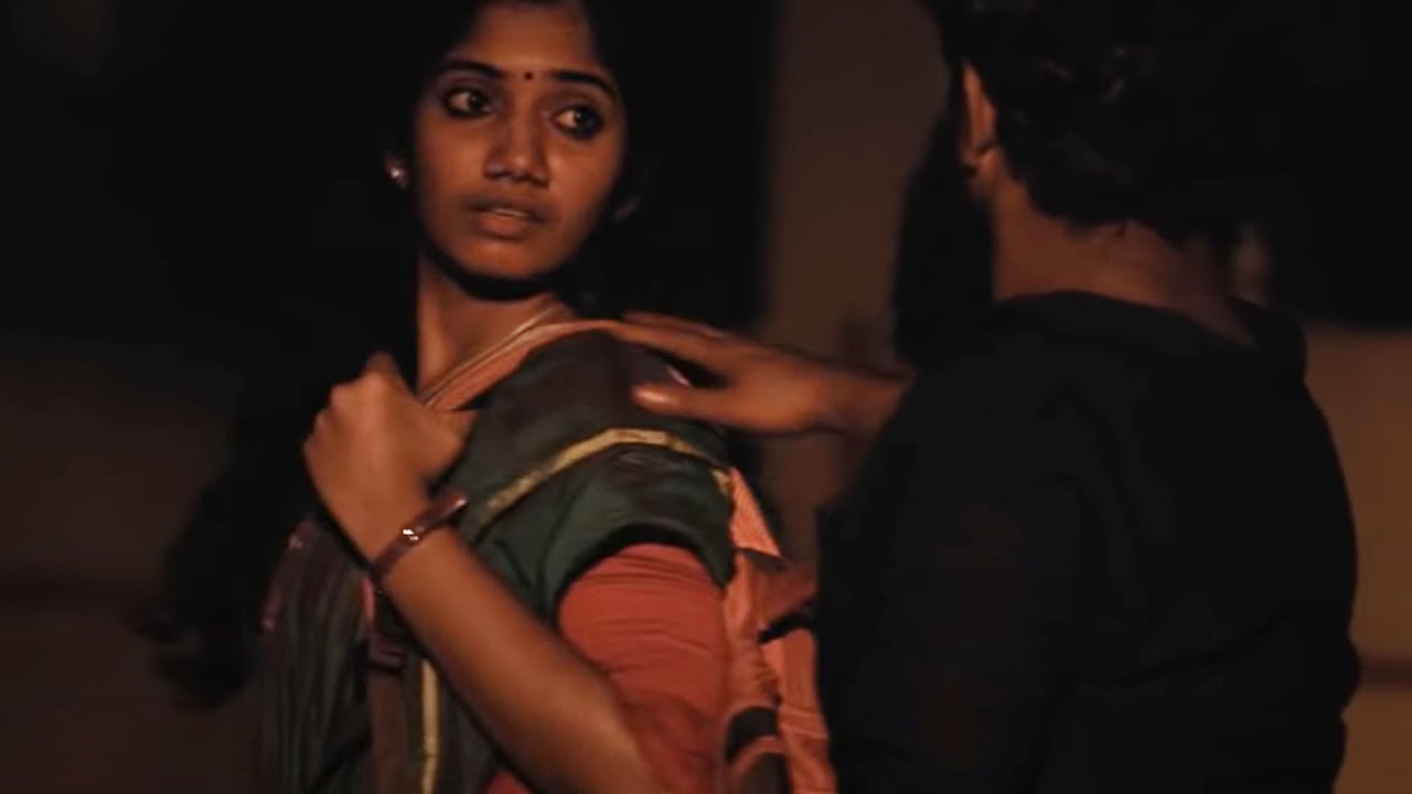 നടുറോട്ടിൽ വെച്ച് പാതിരാത്രി ചെഇവളെ ചെയ്തത് കണ്ടോ Street Lights