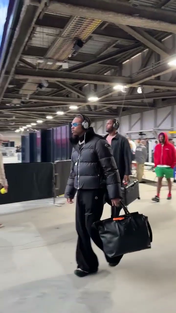 Justin Jefferson arrives for Wild Card Game at Rams