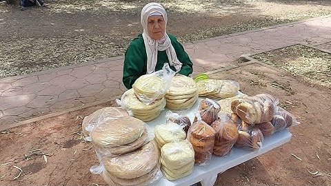 الله يعطيني العوين انا والوالده ديالي بسبوسه اقتصاديين حفله بنتي شاركتو معاكم مع واحد الميني بيتزا 🍕