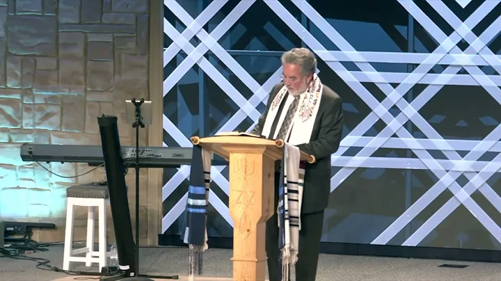 RECAP | Hanukkah 5783/2022 Live Service