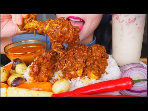 ASMR SPICY CHICKEN CURRY KASHA + POTATO + ONION + CHILLI + STRAWBERRY LASSI |  咖喱饭 咀嚼音