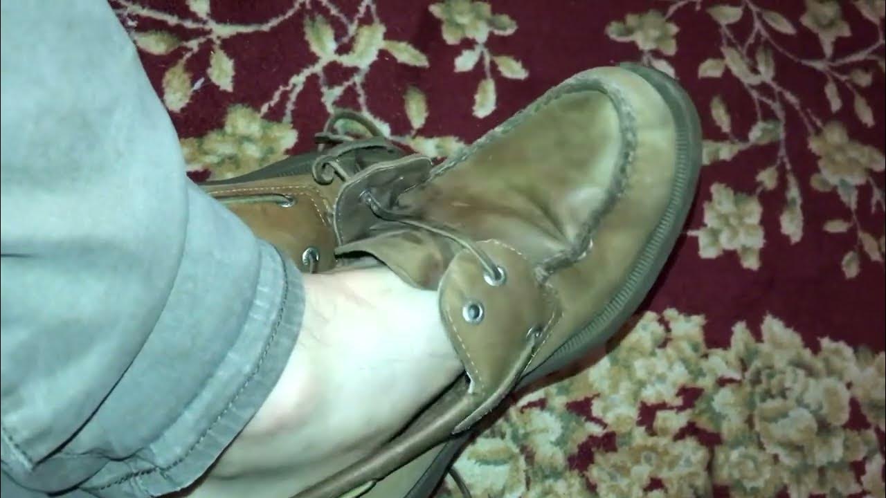 Removing The Loose Eyelets From Super Old And Beat Sperry TopSiders Boat Shoes. YouTube