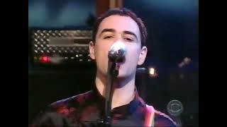 The Beta Band - Squares (Daydream) (Live on Craig Kilborn, 2001.11.07 )
