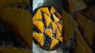Bread Pakoda Rain Love Whatsapp Status