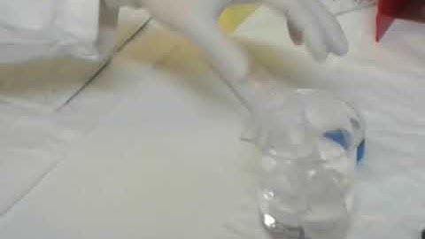 COMET ASSAY embedding in agarose of blood samples and dropping on comet slides