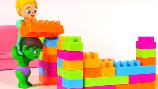 SUPERHERO BABIES BUILDING A HOUSE ❤ Spiderman, Hulk & Frozen Play Doh Cartoons For Kids SUPERHERO BABIES BUILDING A HOUSE ❤ Spiderman, Hulk & Frozen Play Doh Cartoons For Kids