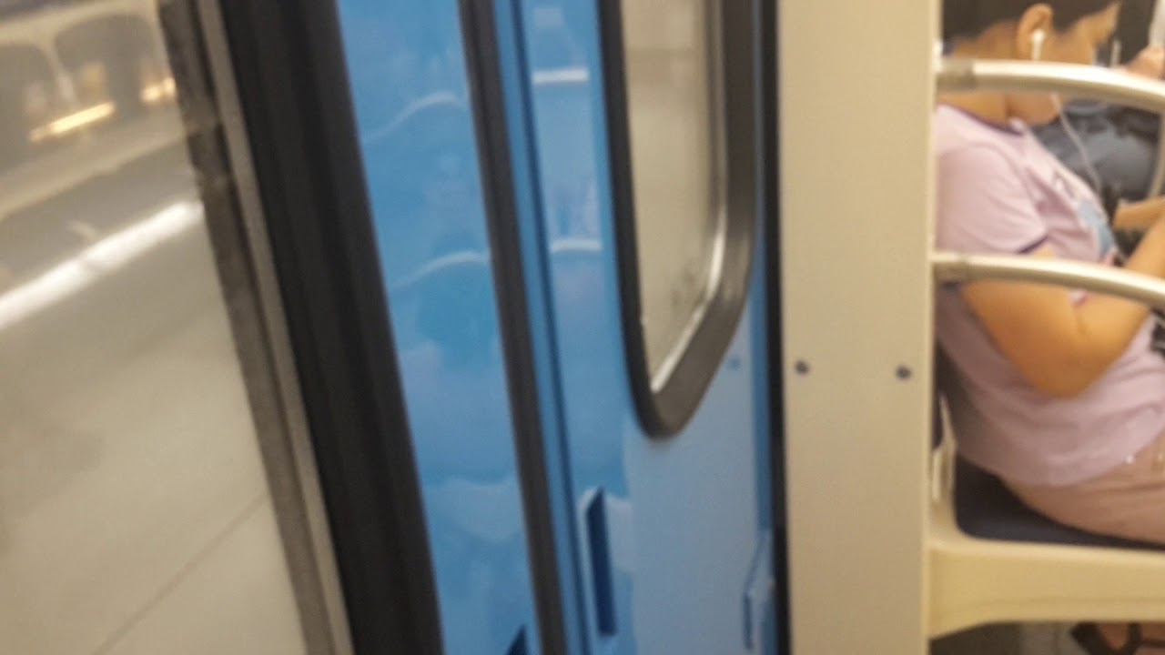 Поезд 81-760/761  поездка от станций Петровский-парк до Парка Победы