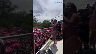 Gretchen E Gloria Groove Agitam Bloco Agrada Gregos, Em Sp