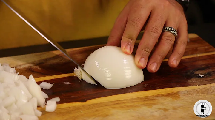 How to cut and onion | Diced and julienned technique | Knife skills