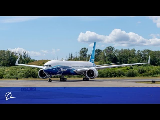 Boeing S 777x The Ge9x Engine Wings And Fuselage Youtube