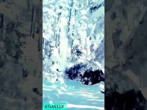 الثلوج تكسو الطريق منظر رائع مع نغمات أمازيغية رائعة