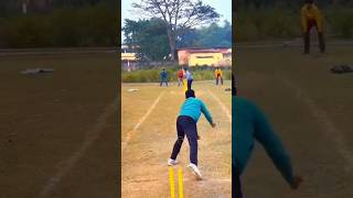 Fast bowling Air swing bowling tips #cricket🏏🏏#shorts tennis grip Yorker ball off spinner 🥎 #shorts