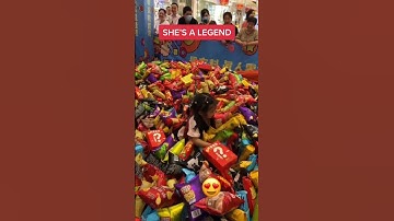 Thumbnail of So many snacks #clawmachine #smartkid #shoutoutot