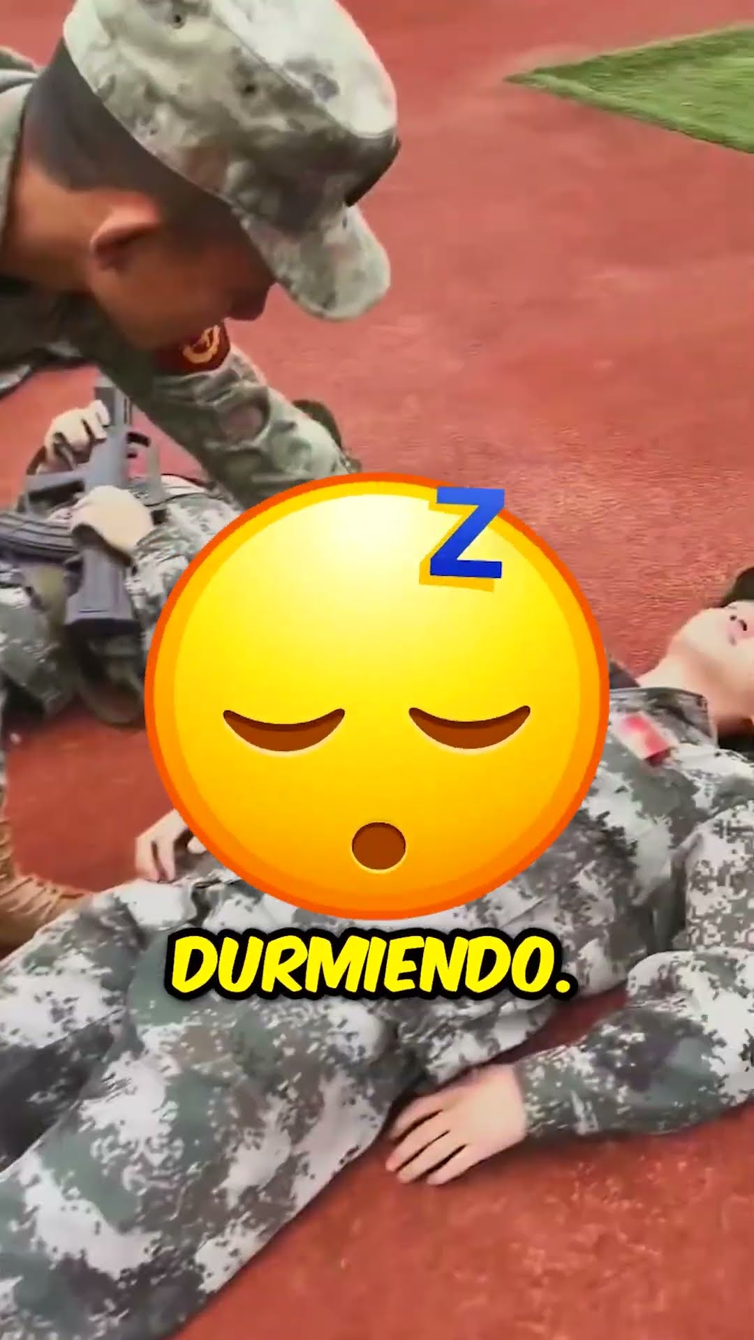 ¡Este soldado fue despedido! ??