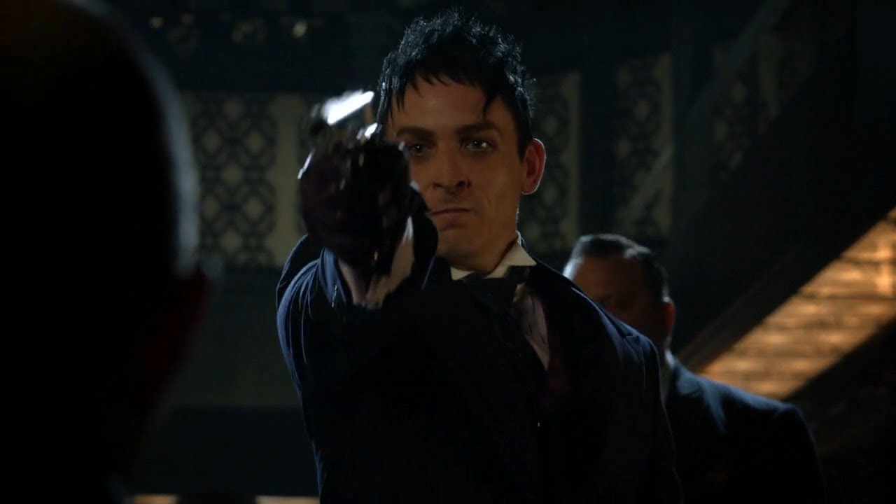 Oswald 'Penguin' Cobblepot Shoots & Murders Russian Gang Boss (Gotham TV Series)