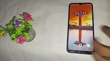 How to set  wallpaper on keyboard in Tecno spark 6 air