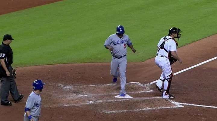 LAD@MIA: Crawford plates a pair with double in fourth