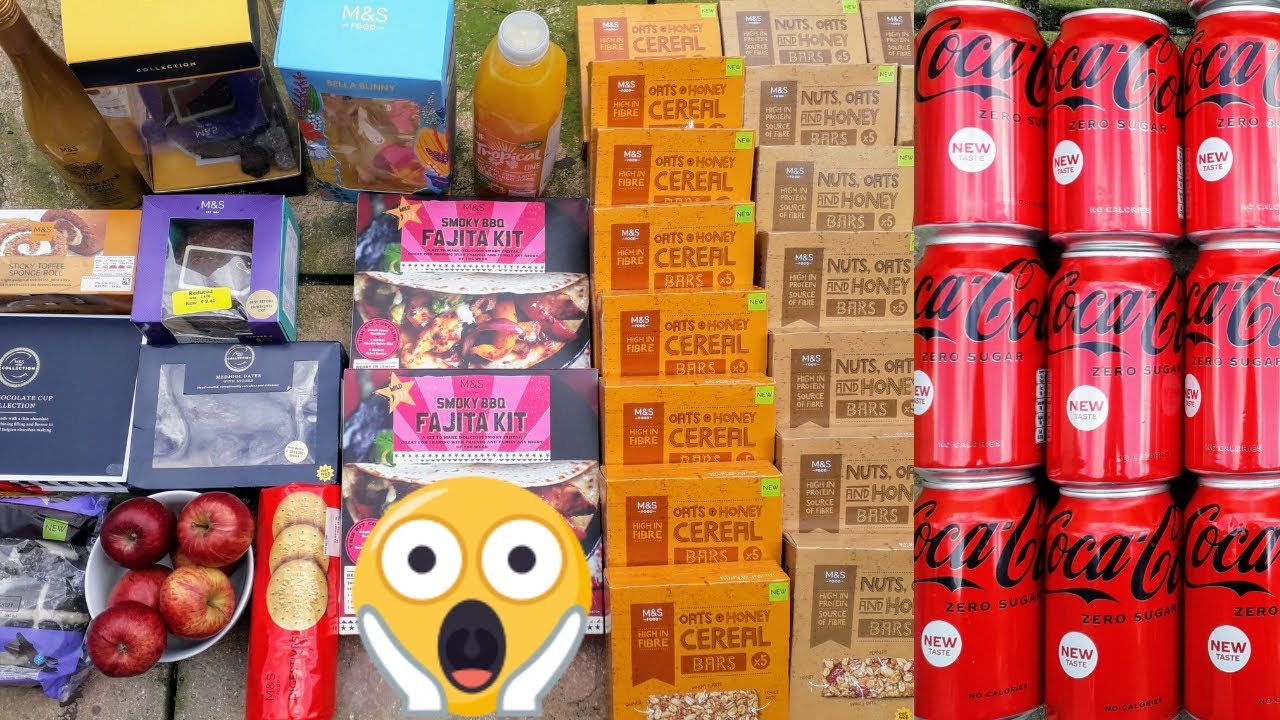 Dumpster Diving, Look How much food supermarkets throw away!! 