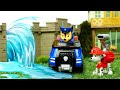 La Patrulla de cachorros detiene el agua. La Patrulla Canina en español. Juguetes Paw Patrol