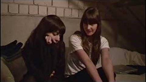 flasher.com interviews au revoir simone