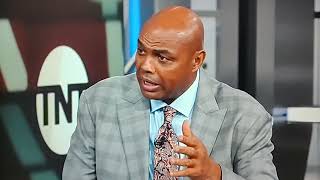 Charles Barkley goes in on the Bulls fans who booed the memory of Jerry Krause, making his widow cry