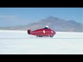 68岁老人造出“陆地飞行器”，打破世界最快纪录，至今无人超越