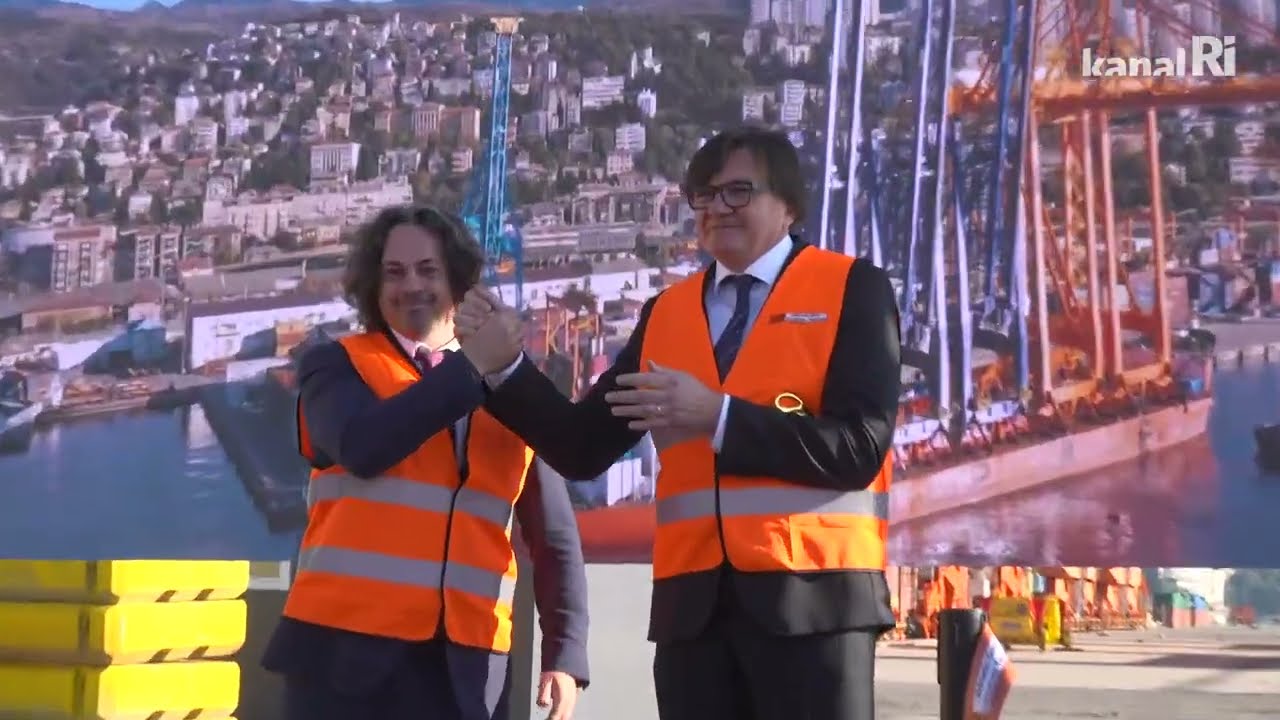 Adriatic Gate Container Terminal predstavio nove obalne dizalice