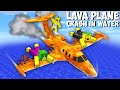 This LAVA PLANE with MY FAMILY CRASHED IN THE OCEAN in Minecraft ! HOW TO SURVIVE ? LAVA VS WATER !
