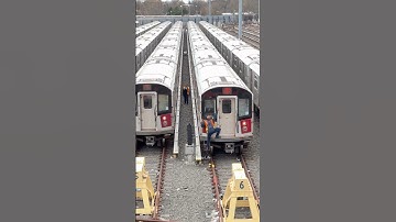 Corona Yard#NYCSubway #NYC #MTA #NewYorkCitySubway #LIRR #SubwayTrain #NewYork #NewYorkCity