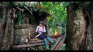 Build Cabin For Shelter In The Jungle - Solo Survival Camping Bushcraft And Wild Foods