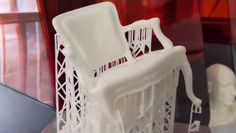 Resin 3D Printing on the Form 3