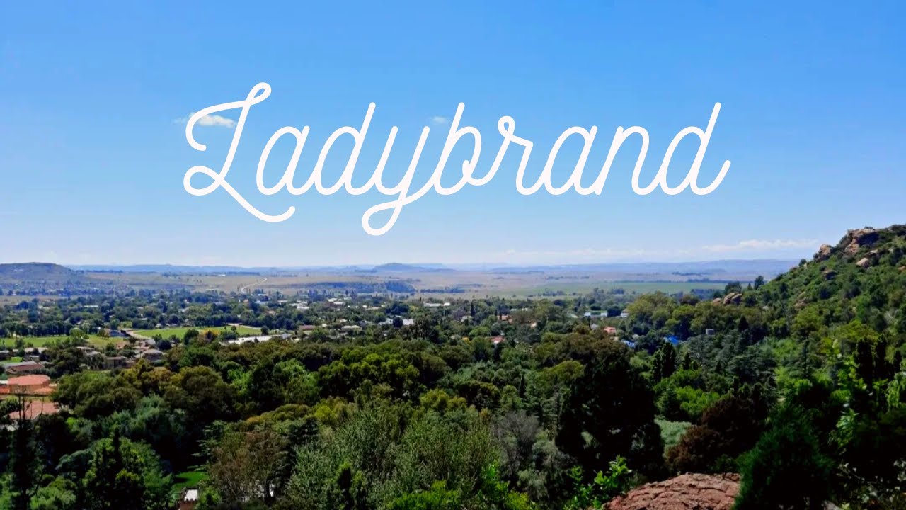 Visiting the tourist attractions in Ladybrand, South Africa Vlog7