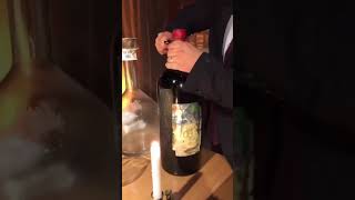 Yıllanmış Şarap Servisi Resimi