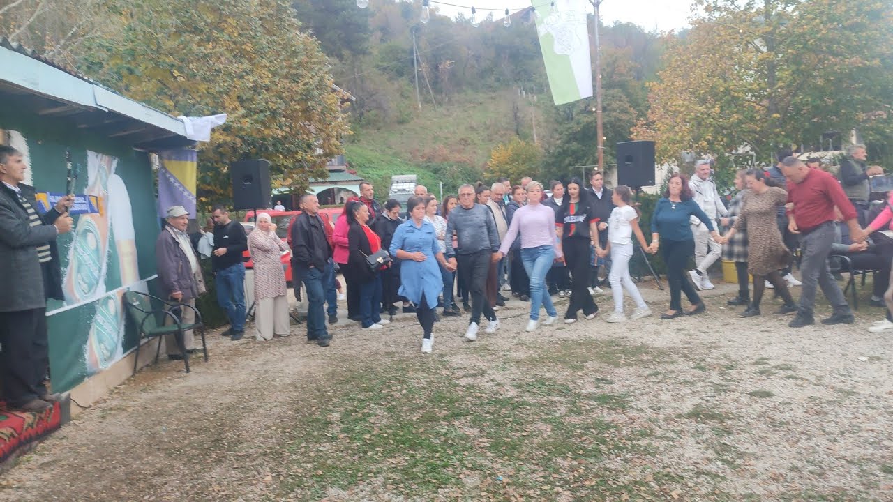 Kolo za Vahidu i Ramiza Buturović Polje Bari Bend 18.10.2025