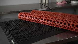 Serve Secure Rubber Floor Mats - RWP0212B, RWP0212R, RWP0213B, RWP0213R - Restaurantware