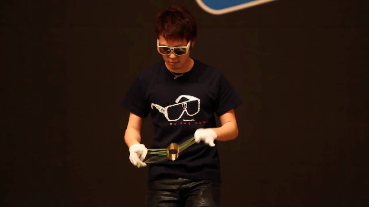 ヨーヨー】world yo-yo contest 2008 final 1a 02 hiroyuki suzuki ...