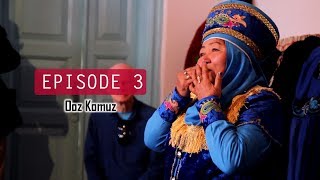 Lady playing - Ooz Komuz in Karakol Resimi