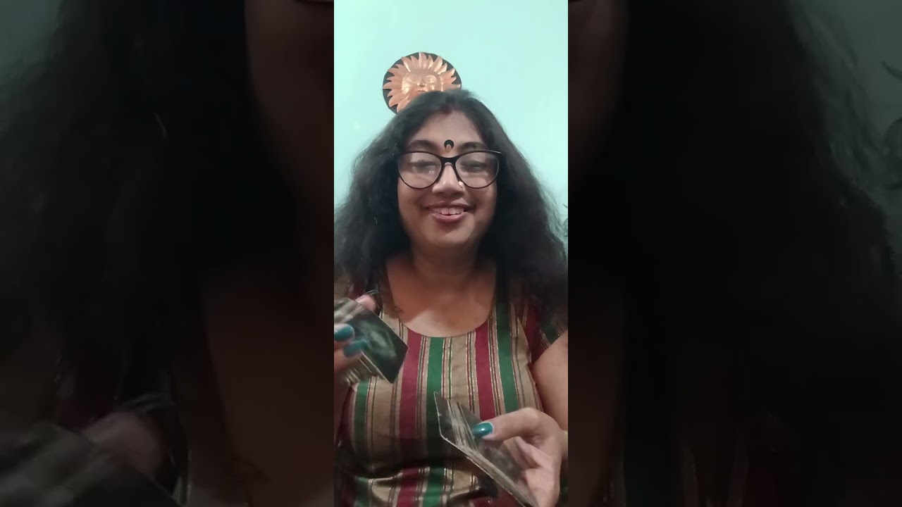 কে এই মুহূর্তে তোমার সাথে কানেক্ট করতে চাইছে? CONTACT NUMBER- 9073128564 #tarot 