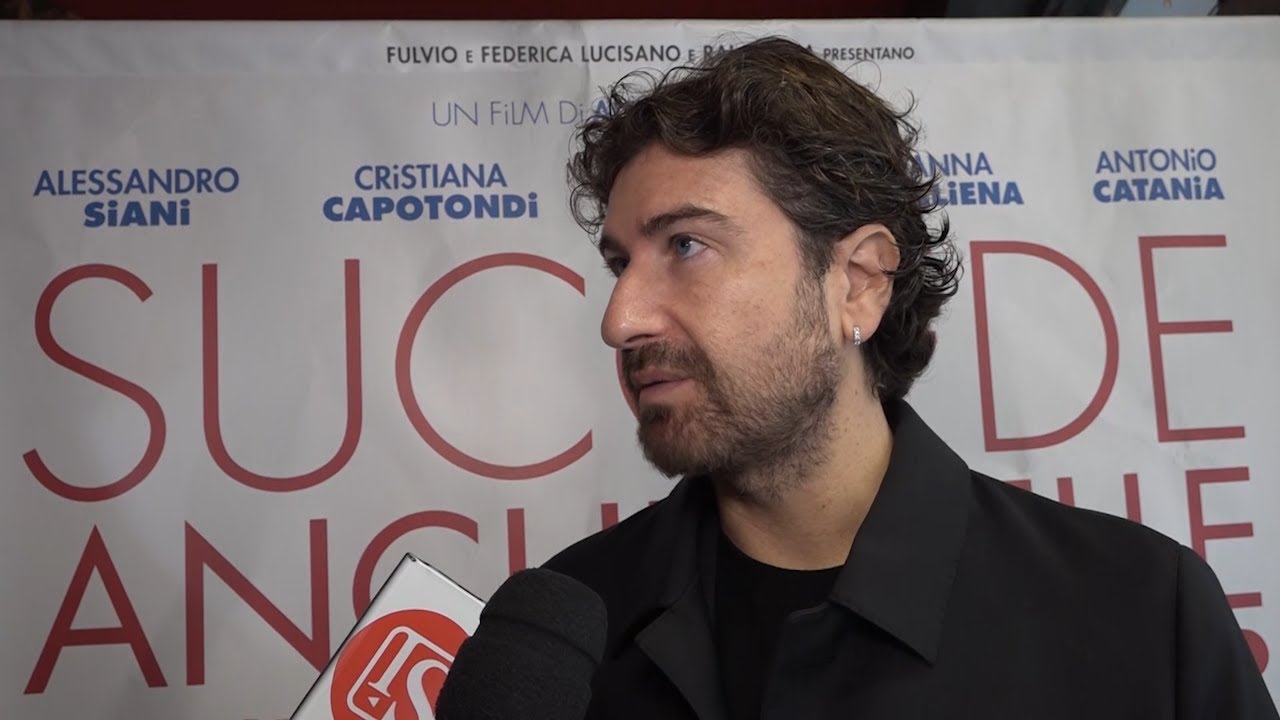 Alessandro Siani presenta a Napoli il suo ultimo film YouTube