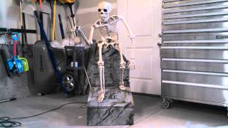 Leering Skeleton Prop 2014