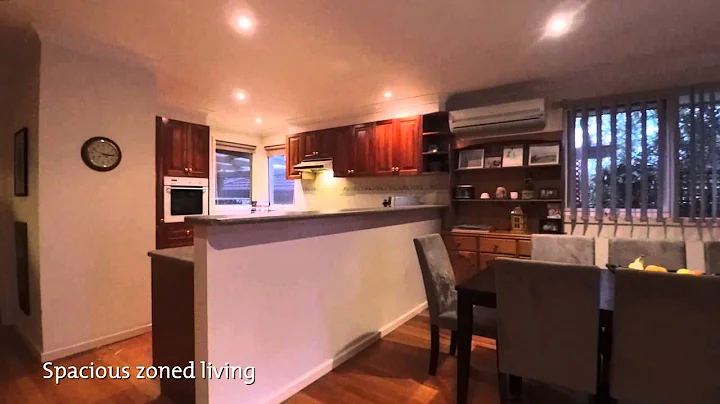 28 Major Street Ringwood 3134 VIC by Debra Farley