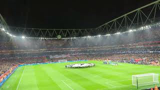 CHAMPIONS LEAGUE ANTHEM RINGS AROUND THE EMIRATES AFTER 6 LONG YEARS